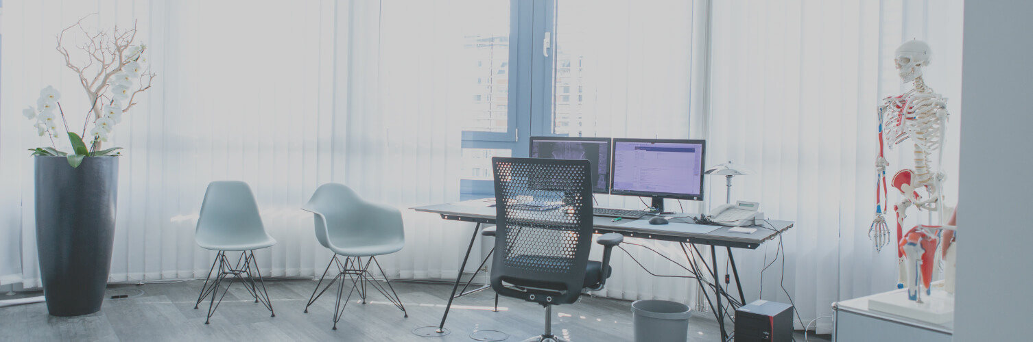 Behandlungszimmer des Orthopäden Freiburg